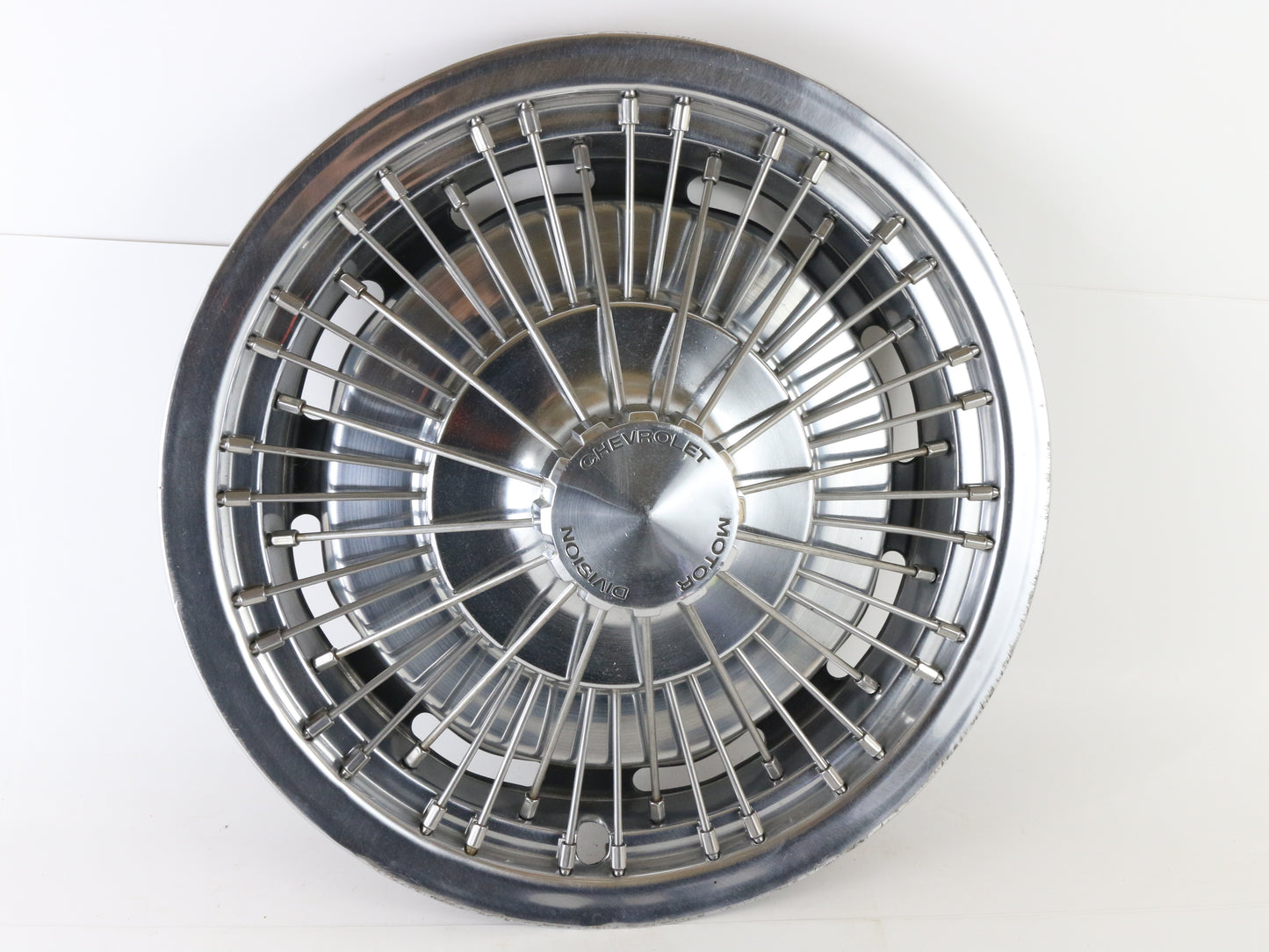 Lot Of 2 Vintage 1970s Chevrolet Wire Metal Wheel Hubcaps 16.5"