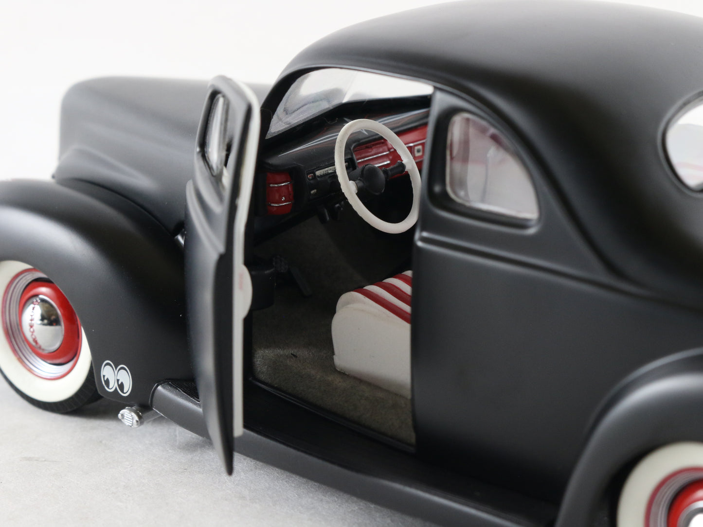 1940 Ford Coupe Vintage Hot Rod Danbury Mint 1:24 Black Model Car 40DLUX NO BOX