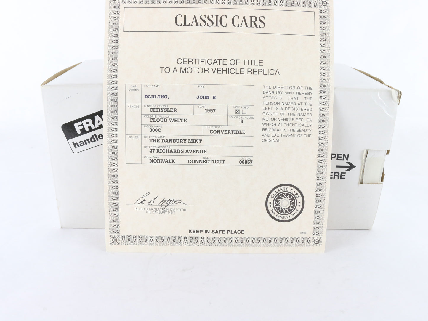 1957 Chrysler 300C Convertible White Danbury Mint 1:24 Diecast Model Car