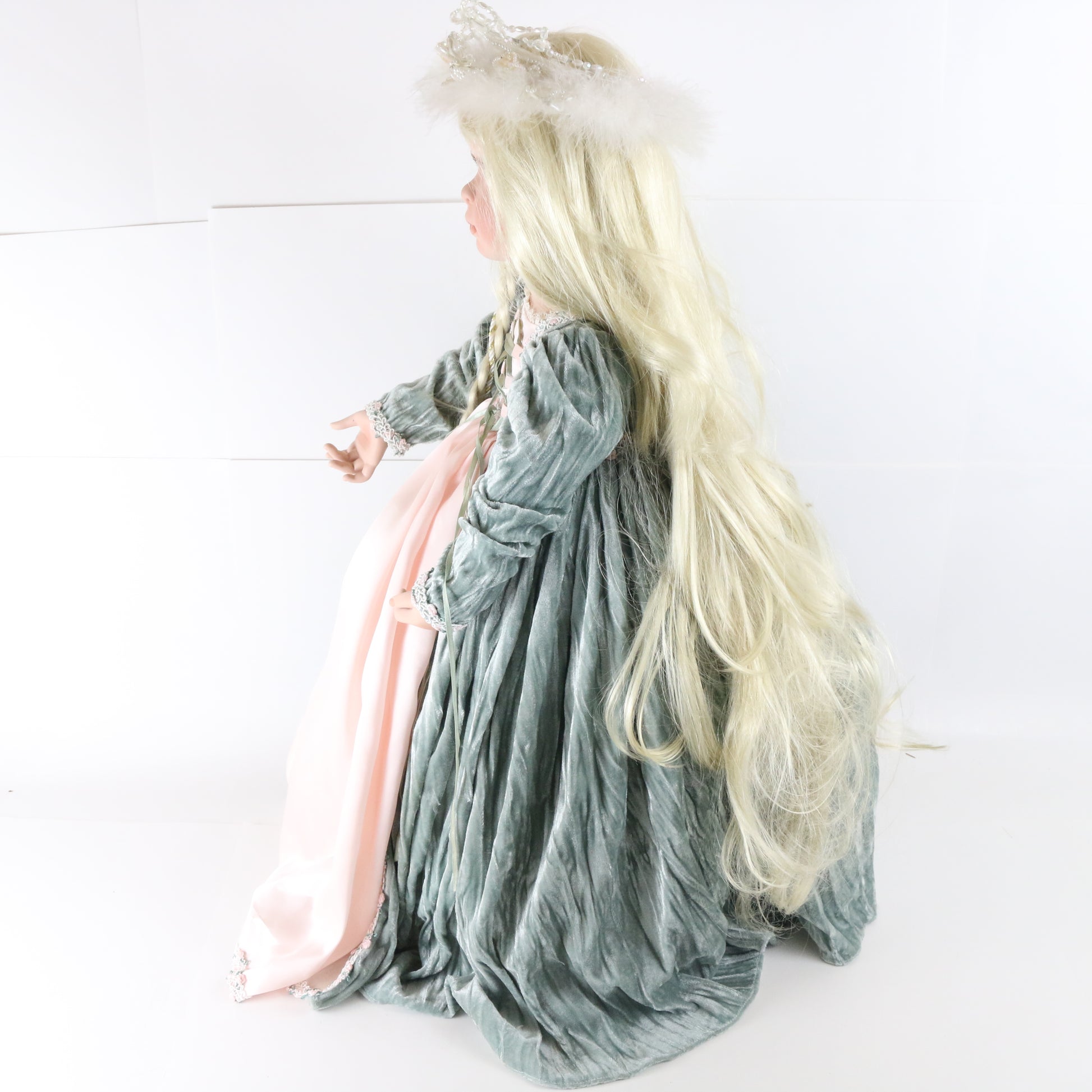 Rapunzel Pamela Erff Masterpiece Large 27" Porcelain Doll 72/400