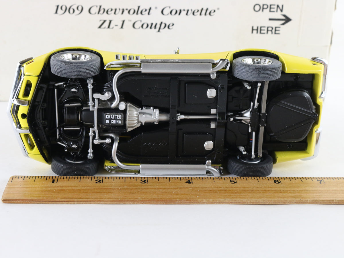 1969 Chevy Corvette ZL-1 Coupe Yellow Danbury Mint 1:24 Diecast Model Car