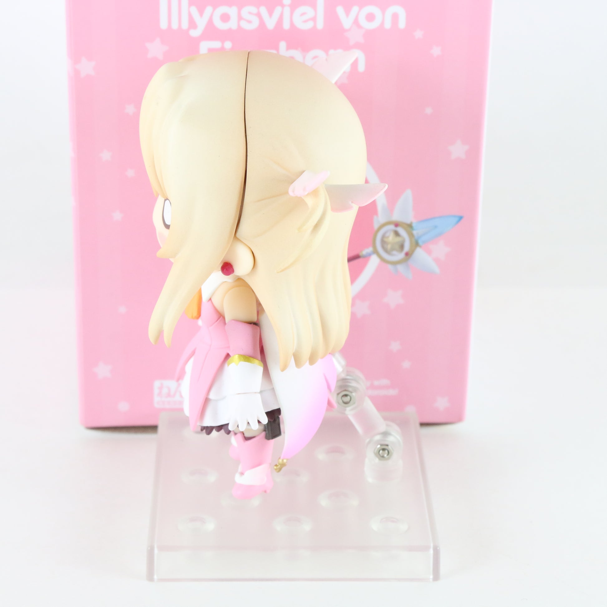 Nendoroid 1680 Illyasviel Von Einzbern Fate Kaleid Action Figure Good Smile