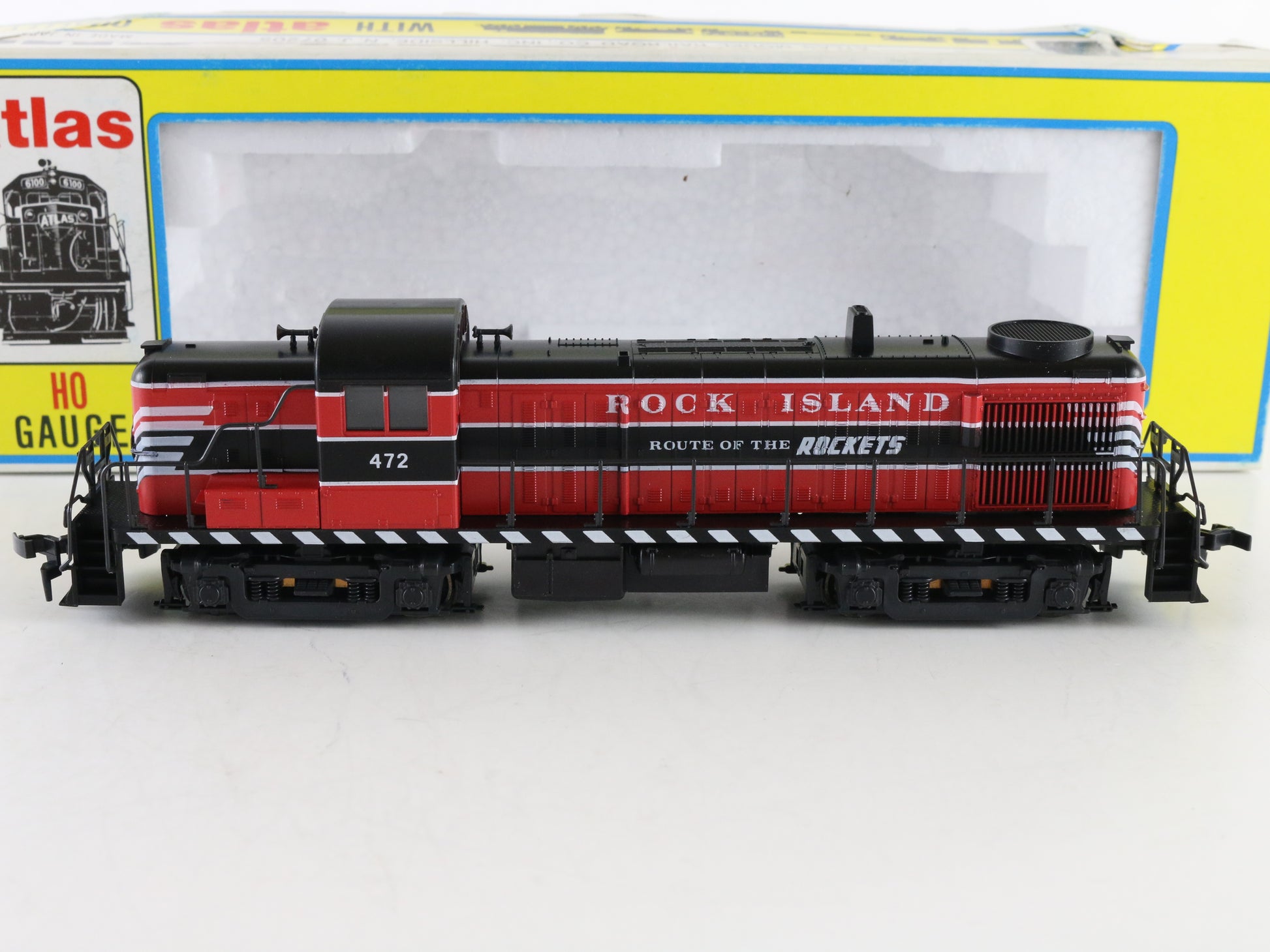 Atlas HO Rock Island 472 RS3 Diesel Locomotive Engine