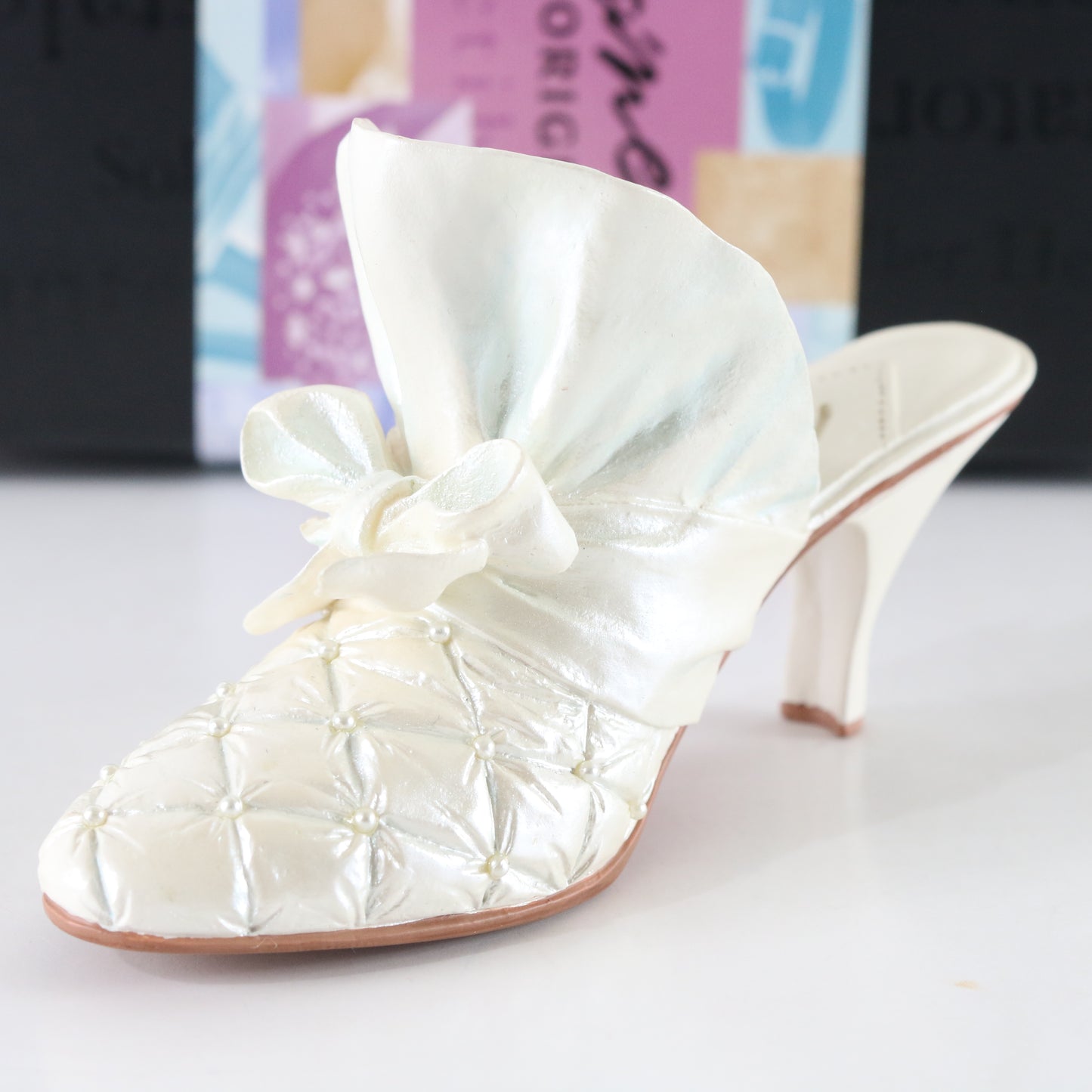 Venus in Pearls White Resin Shoe