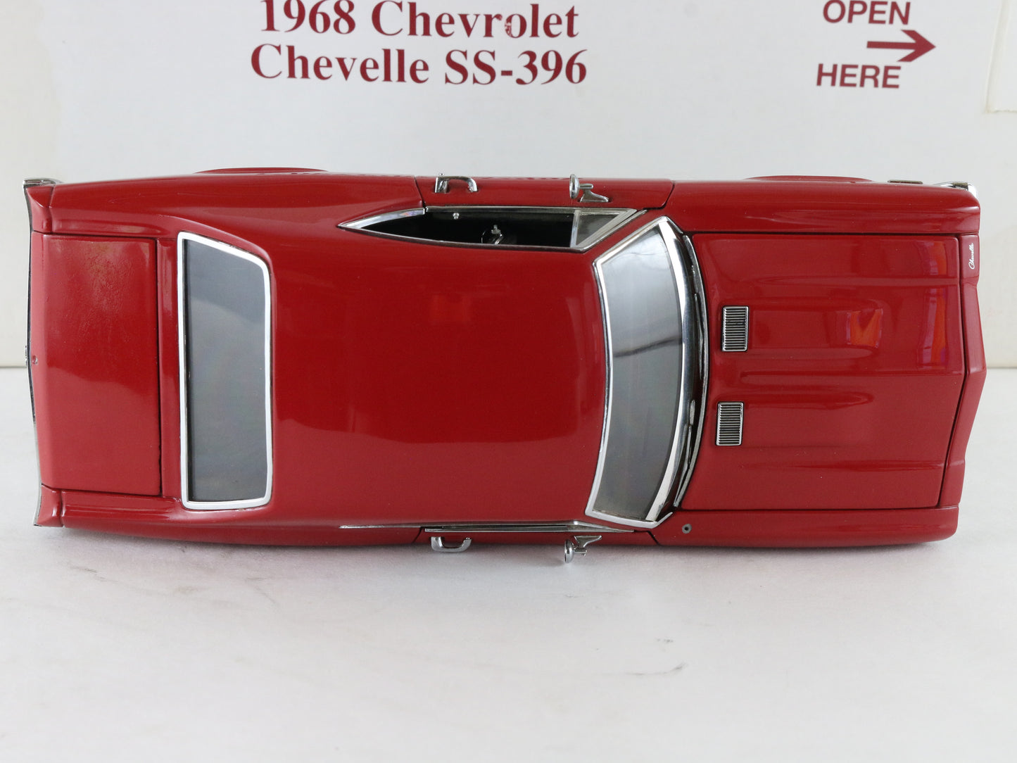 1968 Chevy Chevelle SS 396 Red Danbury Mint 1:24 Diecast Model Car
