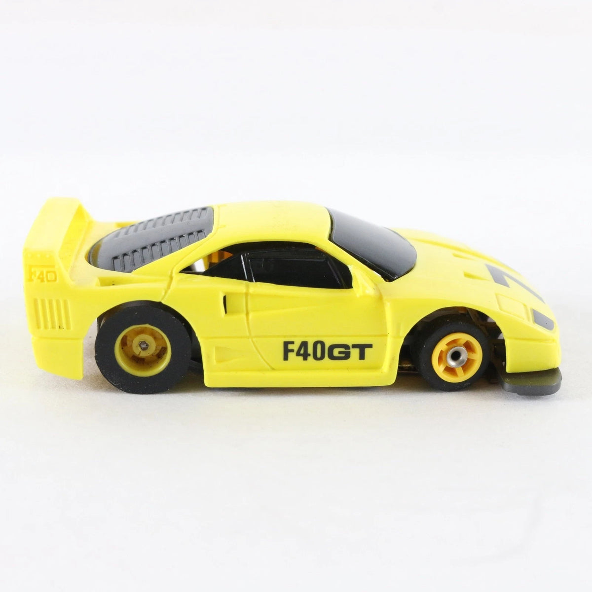 Tyco TCR Ferrari F40GT Yellow Black Slotless HO Slot Car