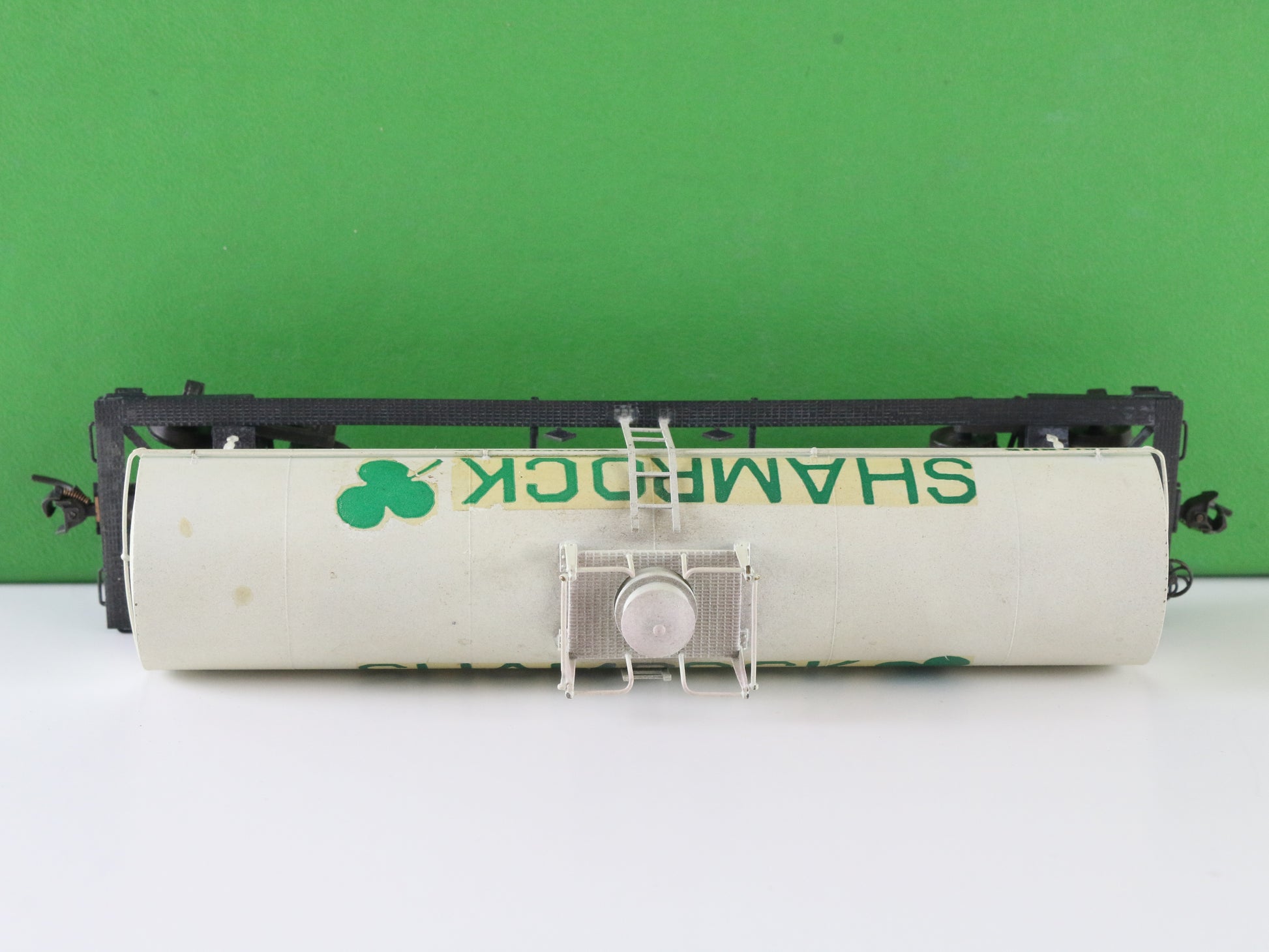 Overland Models HO UTLX Shamrock 10,000 Gal Tank Car OMI-3231 Custom Painted Brass