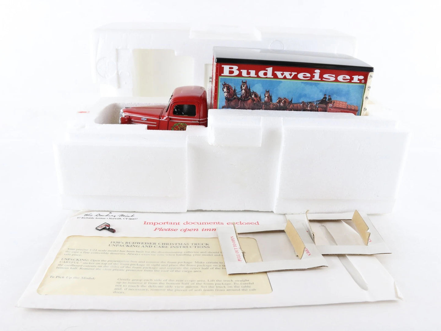 1930s Budweiser Christmas Delivery Truck Red Danbury Mint 1:24 Diecast Model