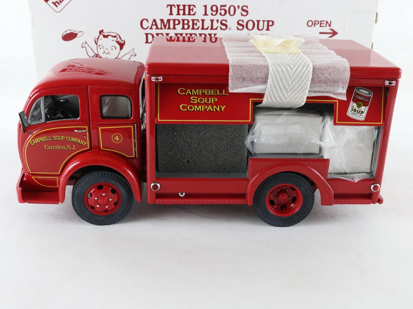 1955 White 3014WLB Campbells Soup Delivery Truck Red Danbury Mint 1:24 Diecast
