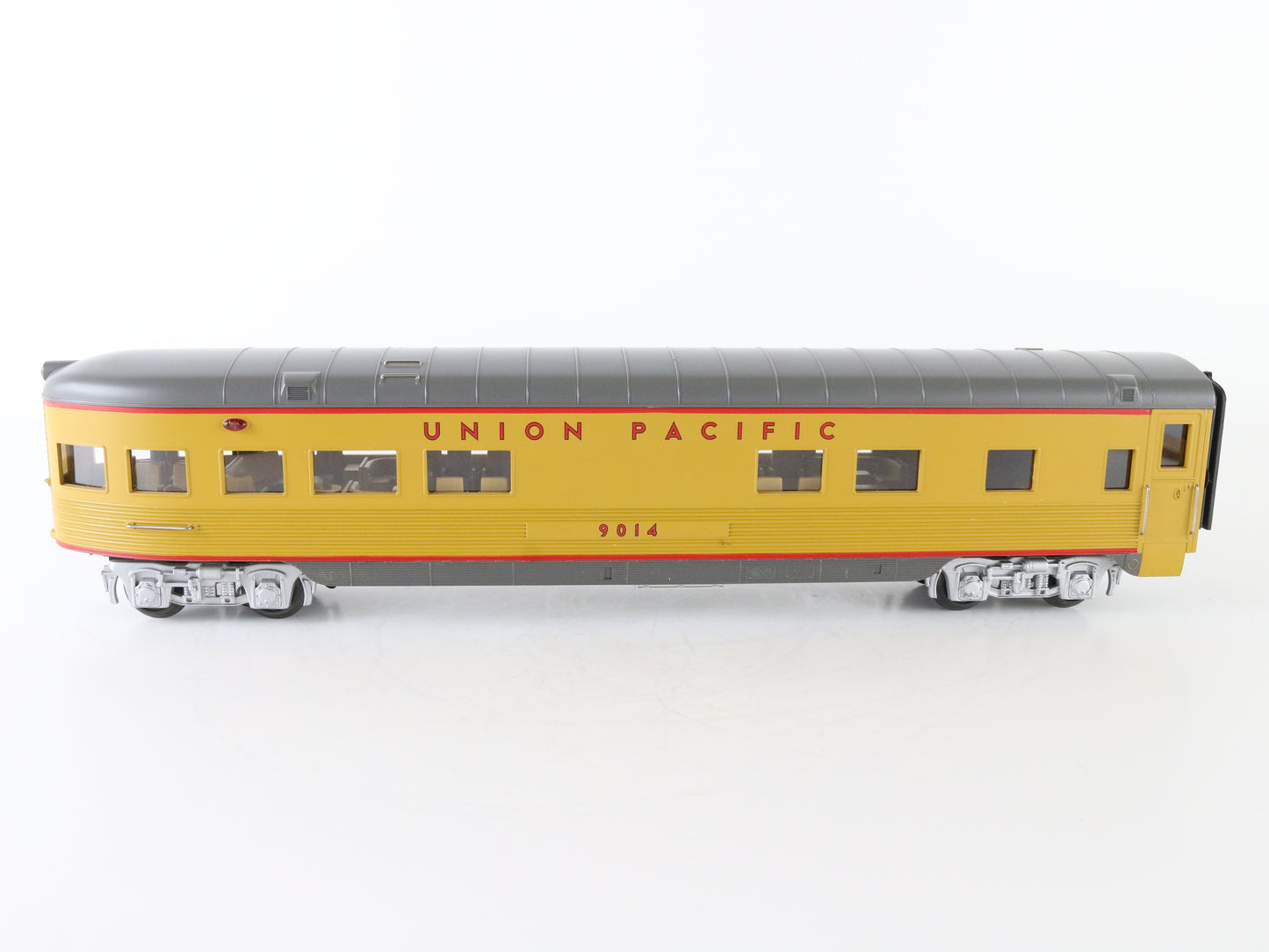 MTH O Union Pacific UP 9014 Yellow Illuminated Observation Passenger Car 3 Rail