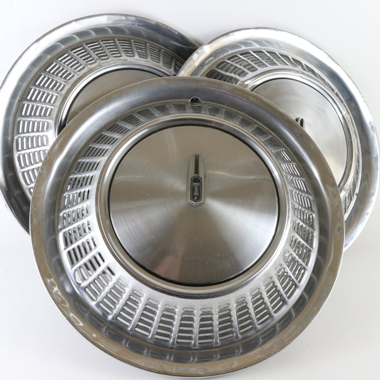 Vintage 1939 Lincoln Zephyr Dog Dish Metal Wheel Hubcap 10.5"