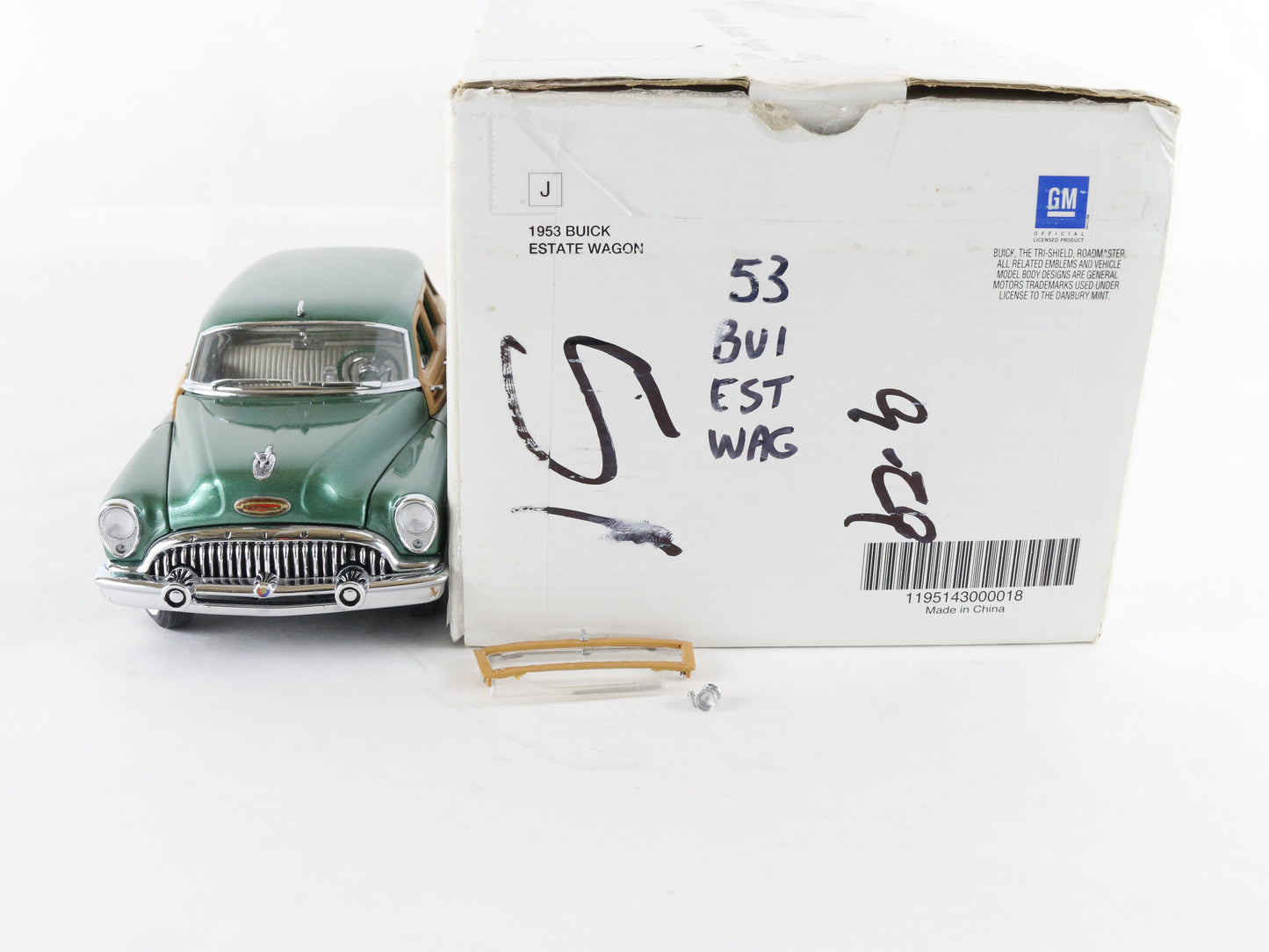 1953 Buick Estate Wagon Green Wood Panel Danbury Mint 1:24 Diecast Model