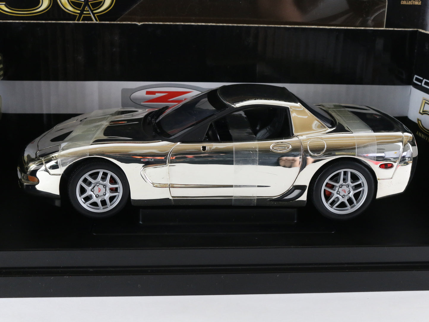 2003 Chevy Corvette Z06 Silver Chrome 50 Anniversary ERTL 1:18 1 Of 500 29404PA
