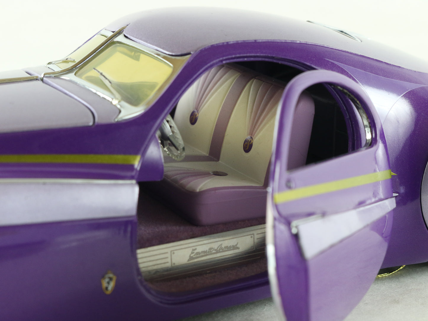 1939 Duesenberg Coupe Simone Purple Franklin Mint 1:24 Diecast Model Car