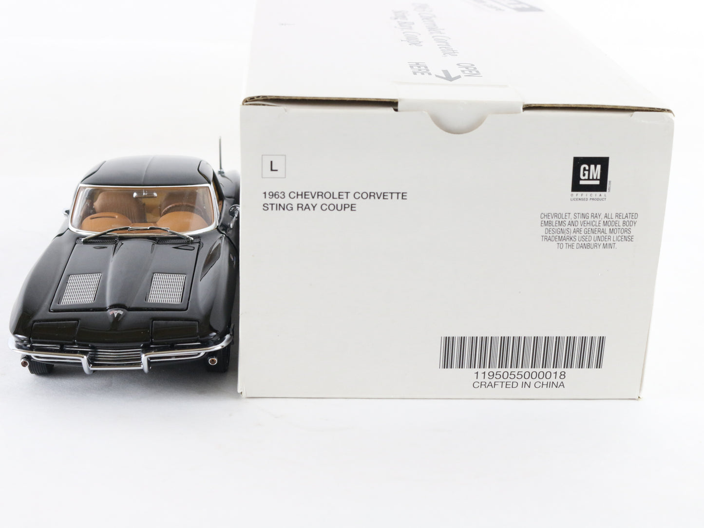 1963 Chevy Corvette Sting Ray Coupe Black Danbury Mint 1:24 Diecast Model Car