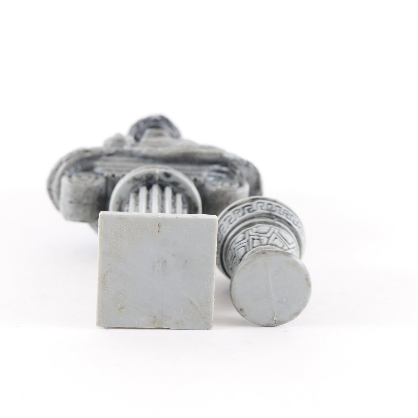 Lot Of 2 Mcfarlane Metal Gear Psycho Mantis Accessories Bust & Vase 1999