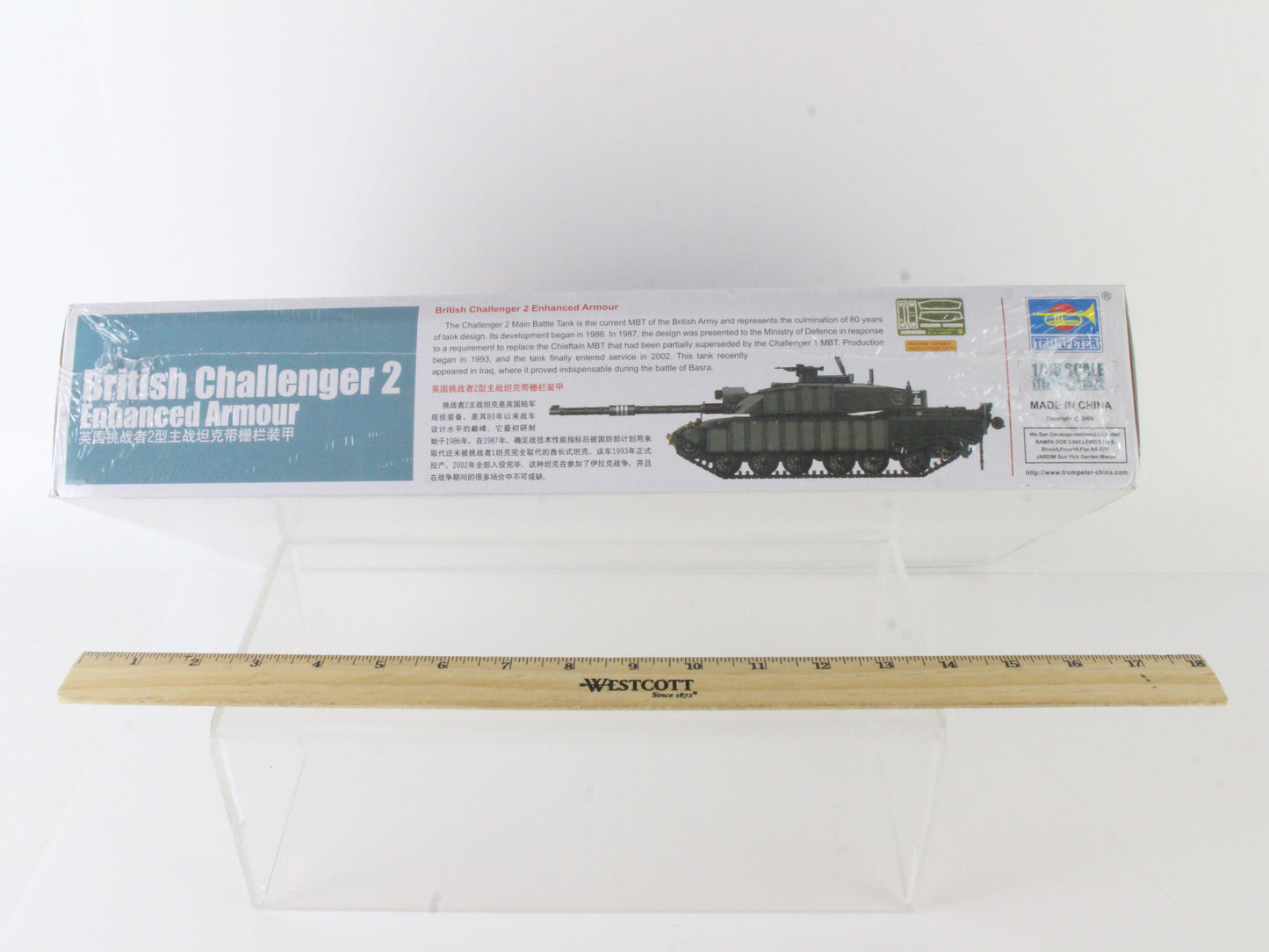 British Challenger 2 Enhanced Armour 1:35 Trumpeter Model Kit 01522