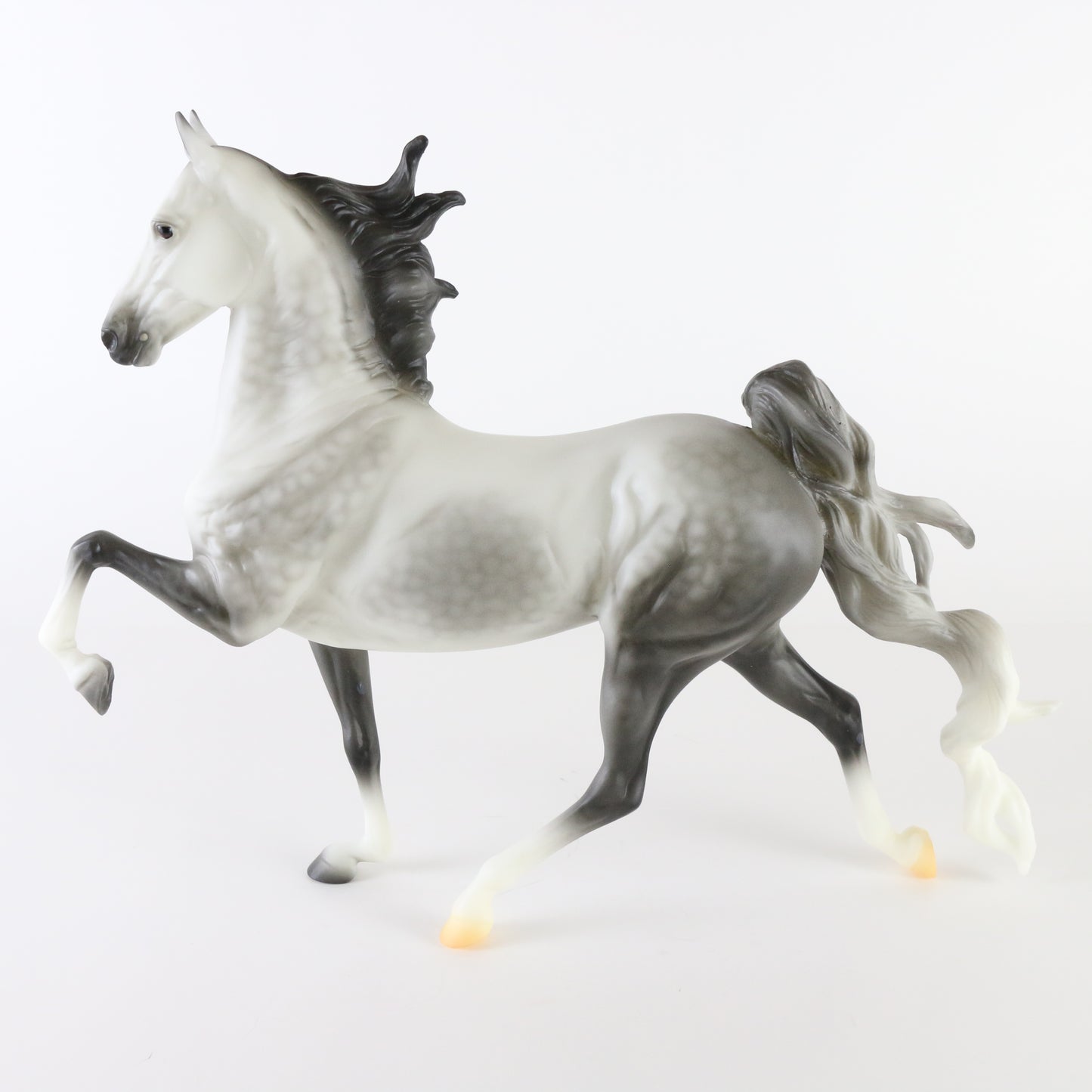 Breyer Stagecoach Surprise Hamilton Saddlebred BF 2023 Dappled Grey Matte Horse