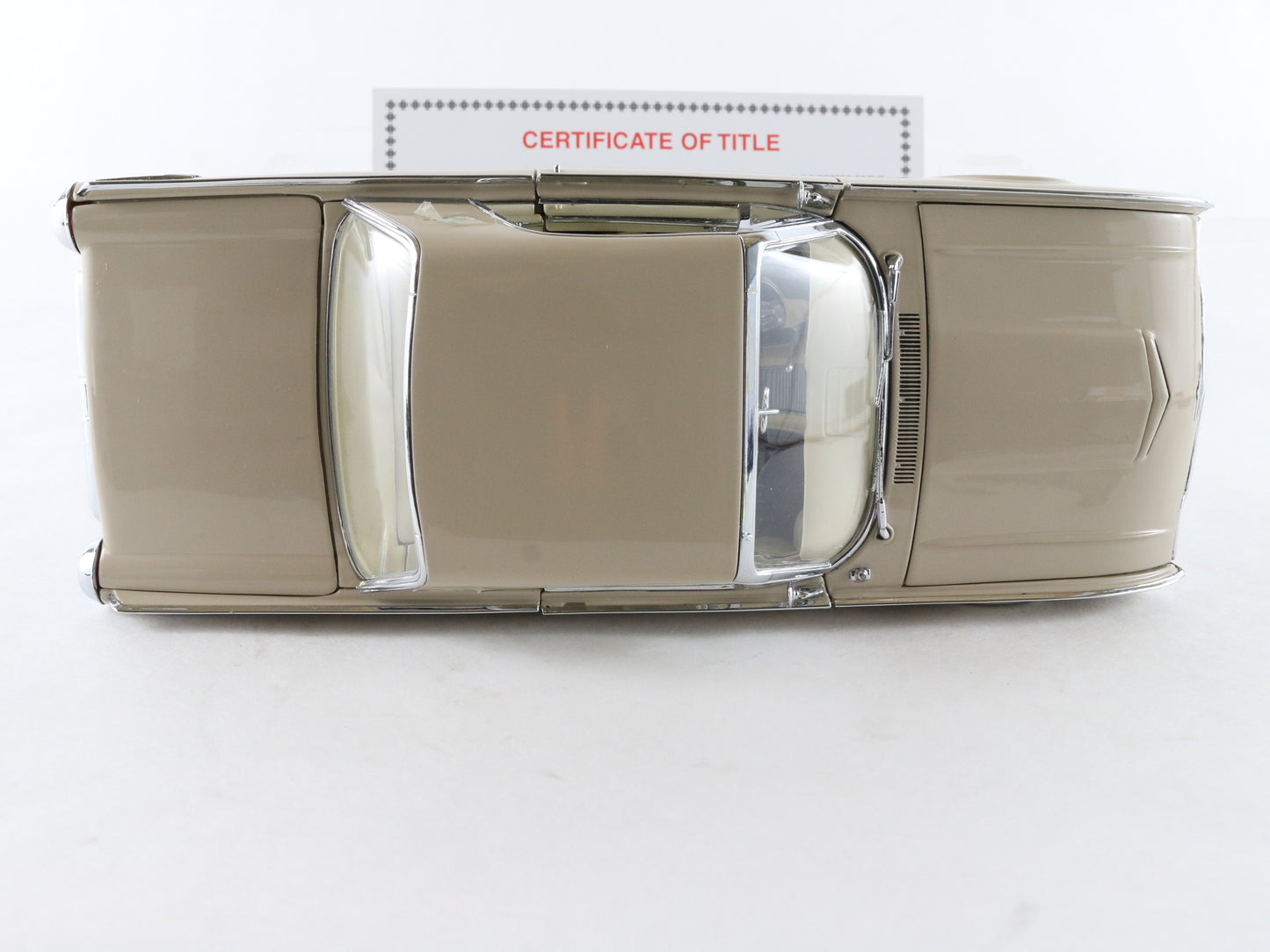 1961 Ford Thunderbird Hardtop Honey Beige Danbury Mint 1:24 Model Car