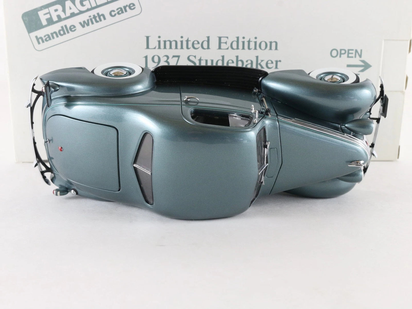 1937 Studebaker Dictator Coupe Blue Danbury Mint 1:24 Diecast Model #239/5000