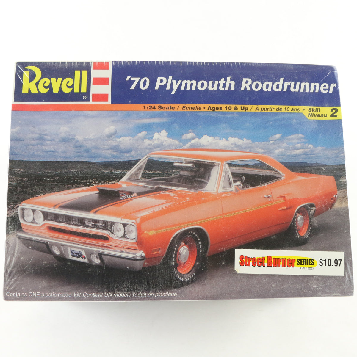 1970 '70 Plymouth Roadrunner Street Burner Series Revell 1:24 Model Kit 85-2980