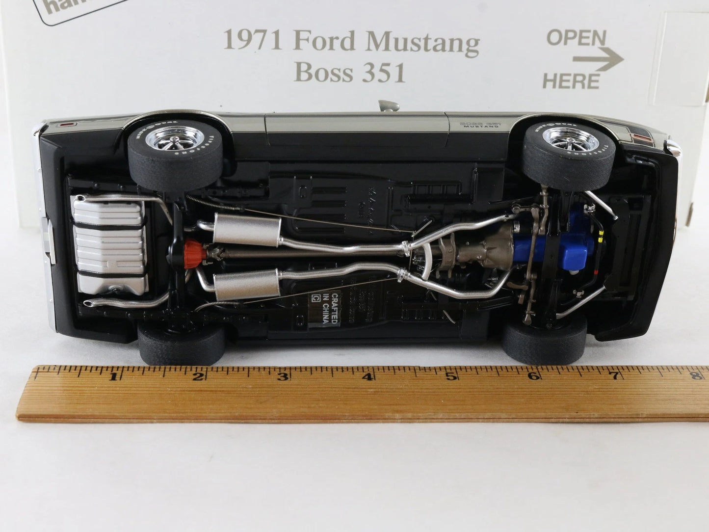 1971 Ford Mustang Boss 351 Fastback Gray Black Danbury Mint 1:24 Diecast Model
