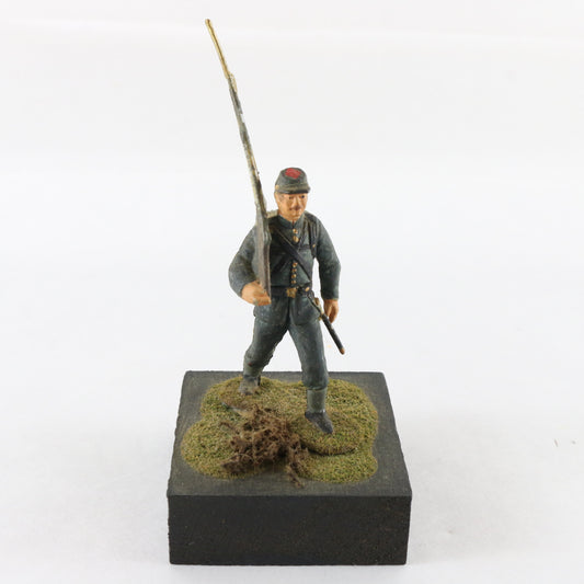 Union Soldier Marching American Civil War 20th Vintage Custom 2.25" Diorama