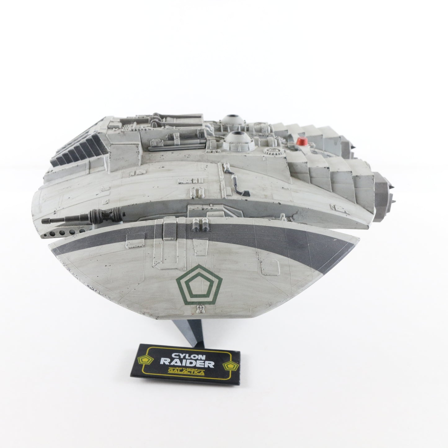 Cylon Raider Battlestar Galactica Revell 85-6441 Built & Painted Ship W/ Stand