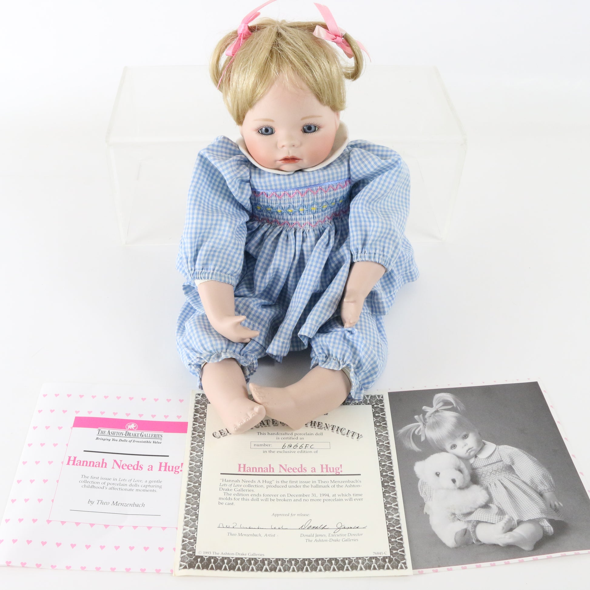 Hannah Needs A Hug Theo Menzenbach Ashton Drake 13.5" Porcelain Baby Doll 6866fc