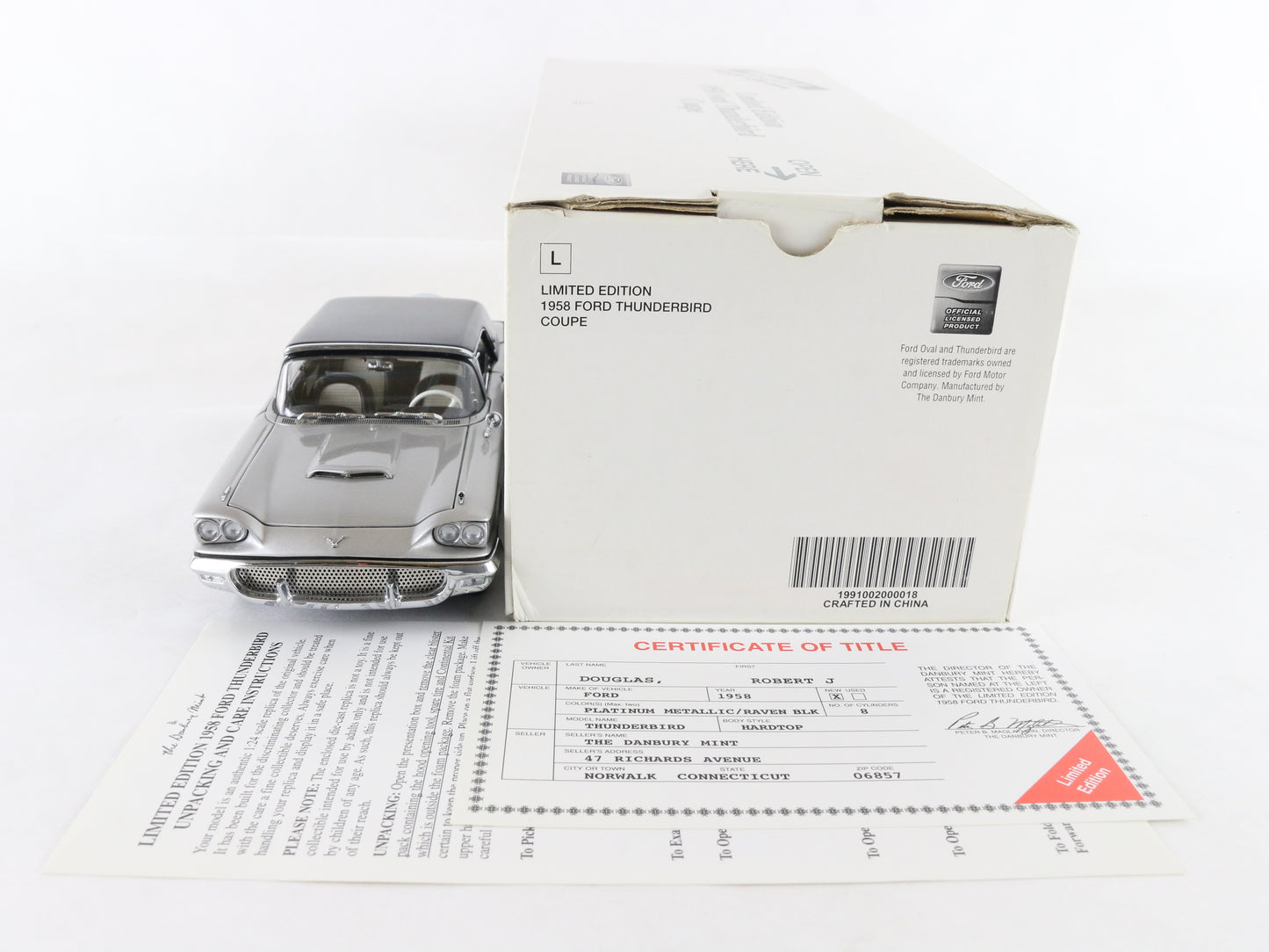 Danbury Mint 1:24 1958 Ford Thunderbird Coupe Platinum Raven Black Diecast 1656