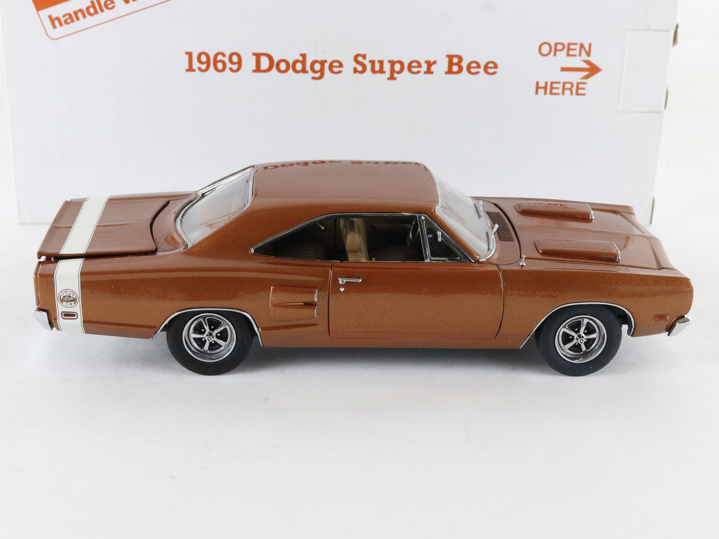 1969 Dodge Super Bee Hardtop Copper Poly Brown Danbury Mint 1:24 Diecast Model