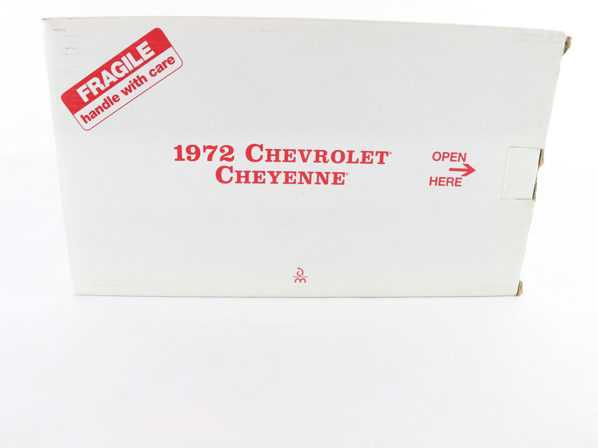 1972 Chevrolet Cheyenne Pickup Truck Red White Custom Painted Danbury Mint 1:24