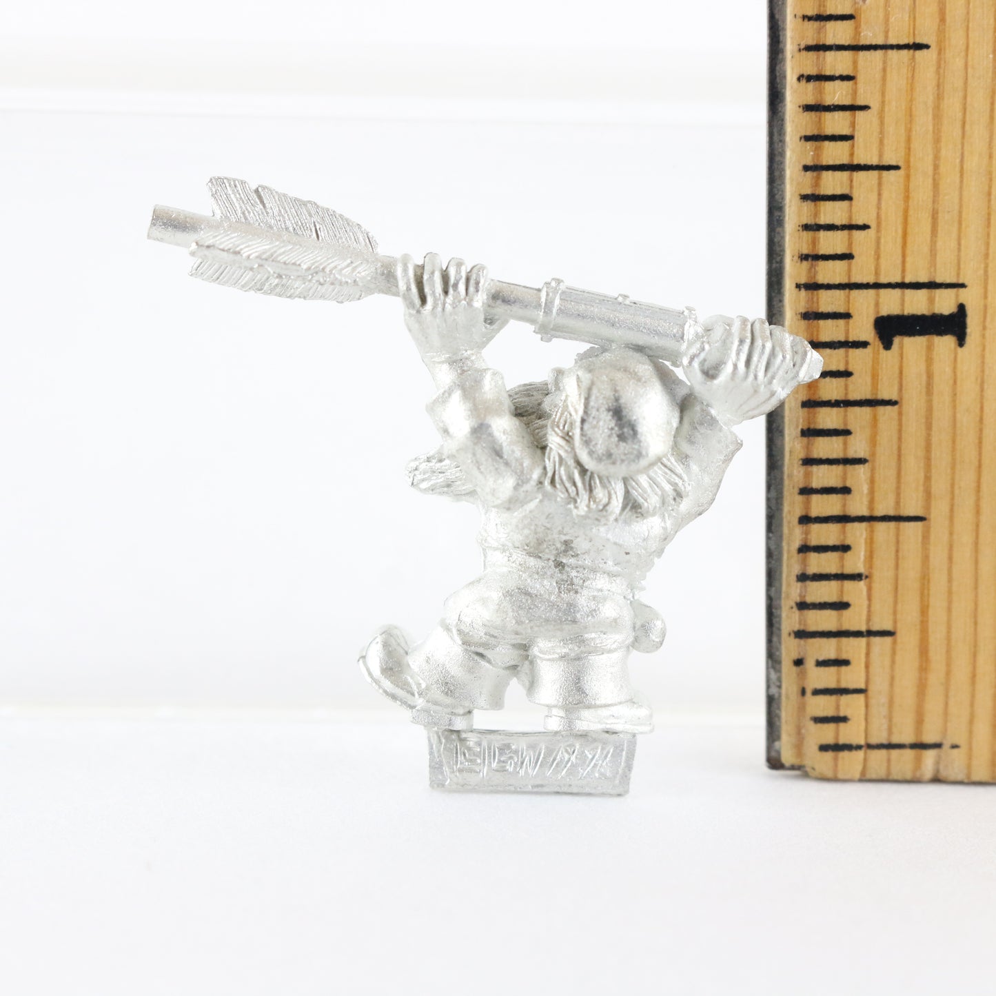 Dwarf Bolt Thrower Crew 504202 Citadel Warhammer Unpainted Figure 1.25"