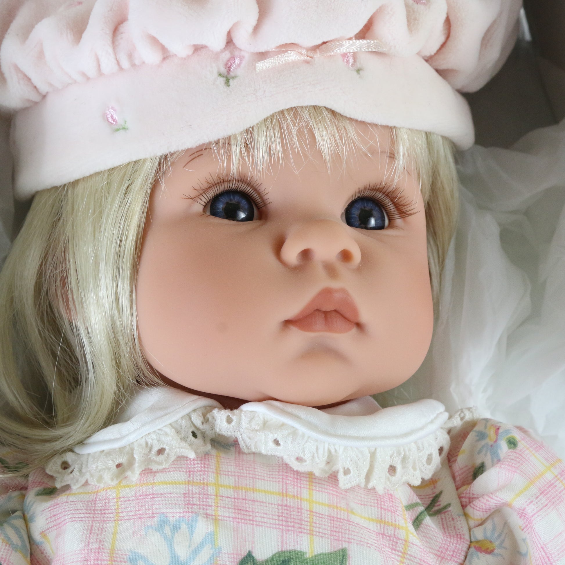 Charming Reva Schick Artist Studio Lee Middleton 22" Large Doll 01036 #3150