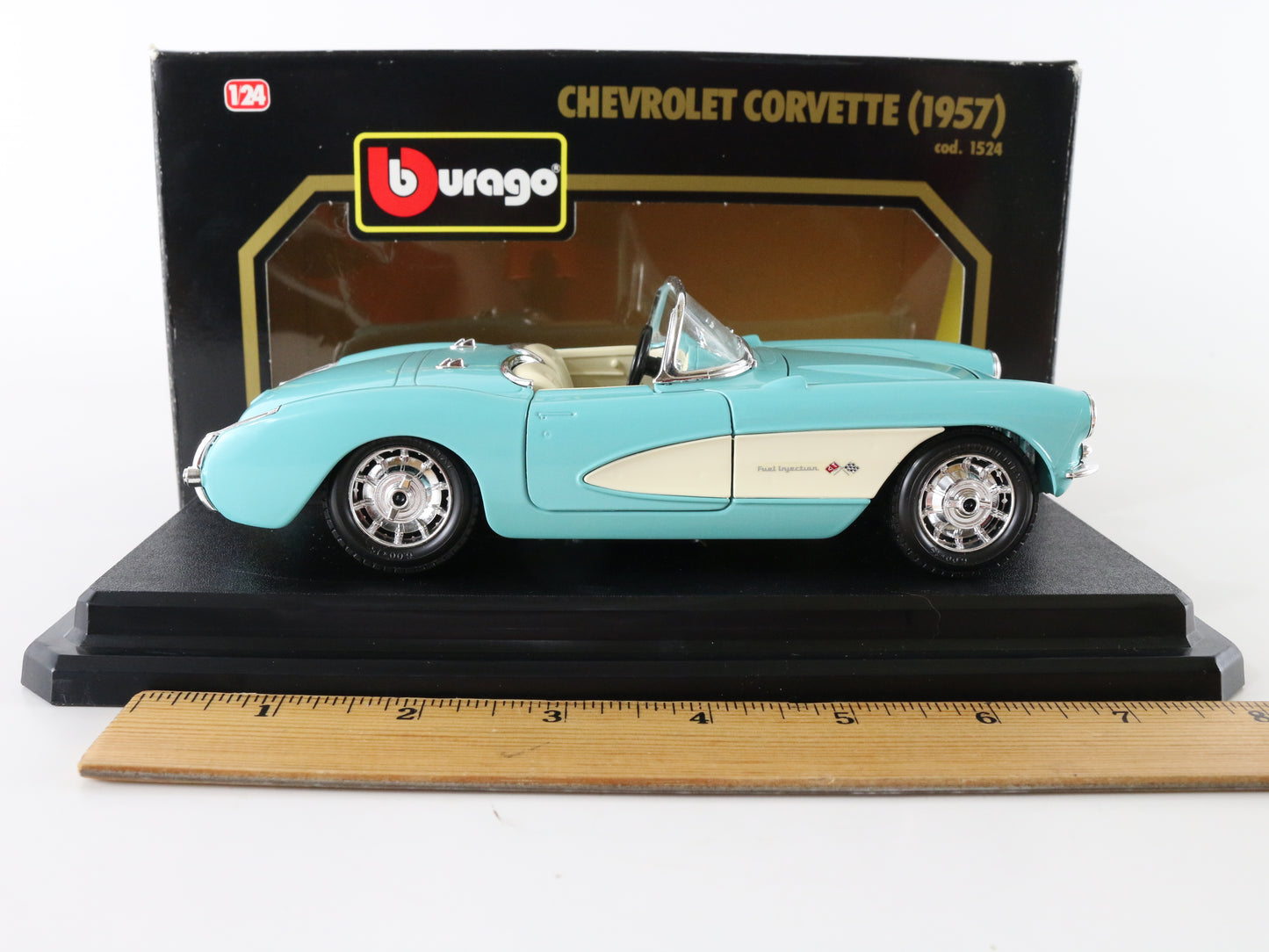 1957 Chevrolet Corvette Convertible Turquiose Bburago 1:24 1524