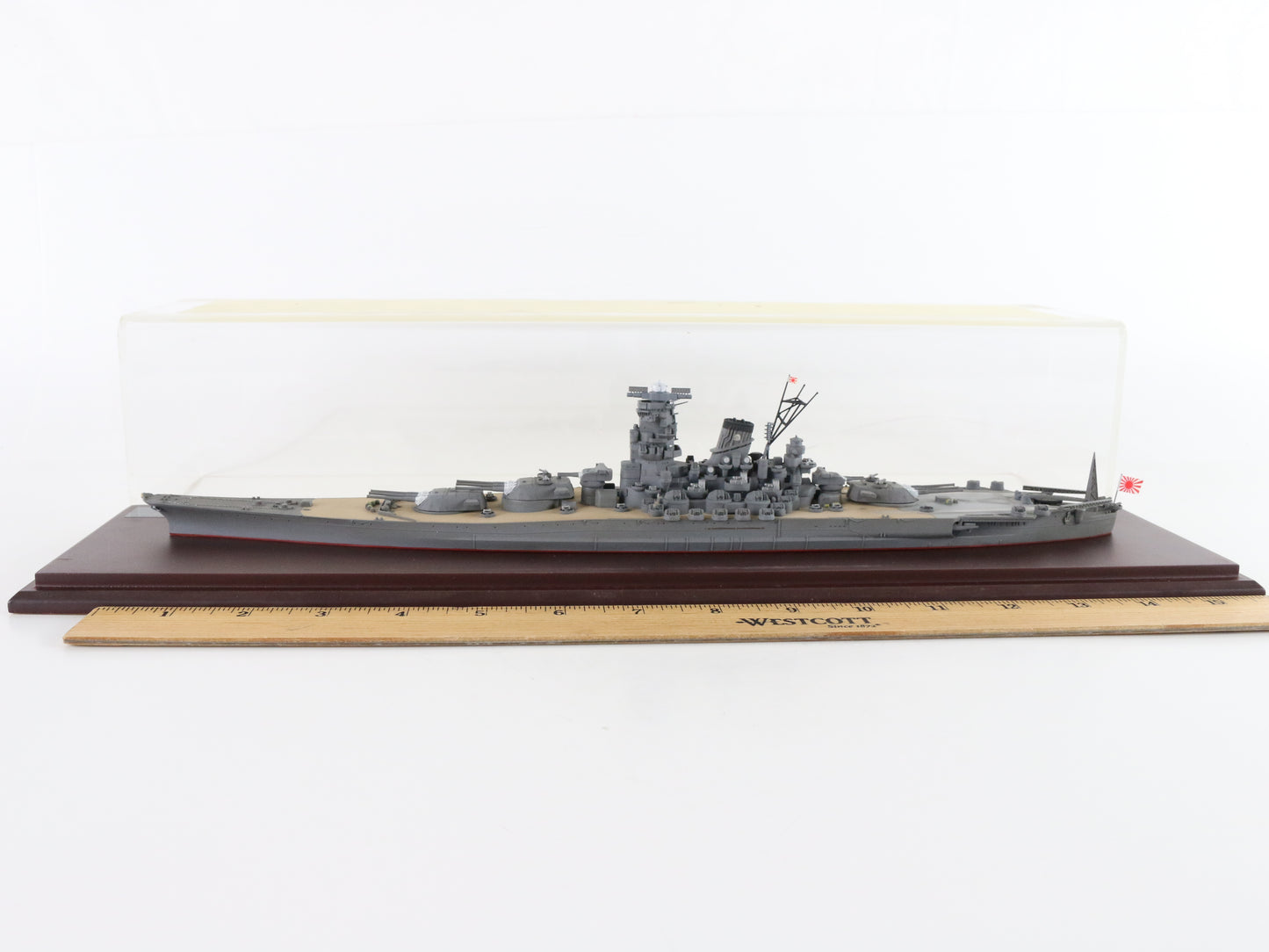 Yamato Japanese Battleship Military Boat Masterwork Tamiya 1:700 PRE-BUILT