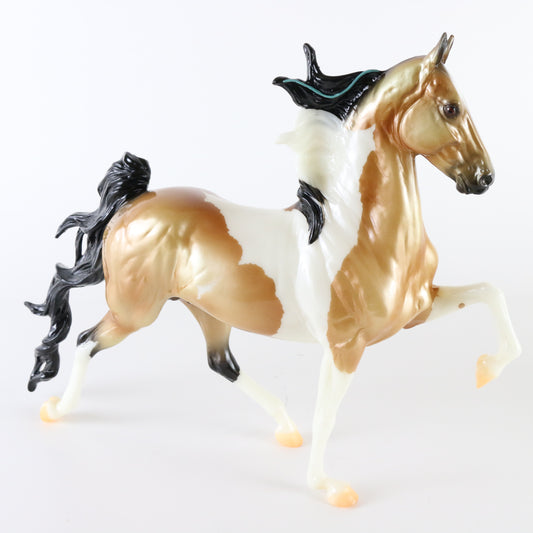 Breyer Stagecoach Surprise Hamilton Buckskin Tobiano Pinto Glossy BF 2023 Horse