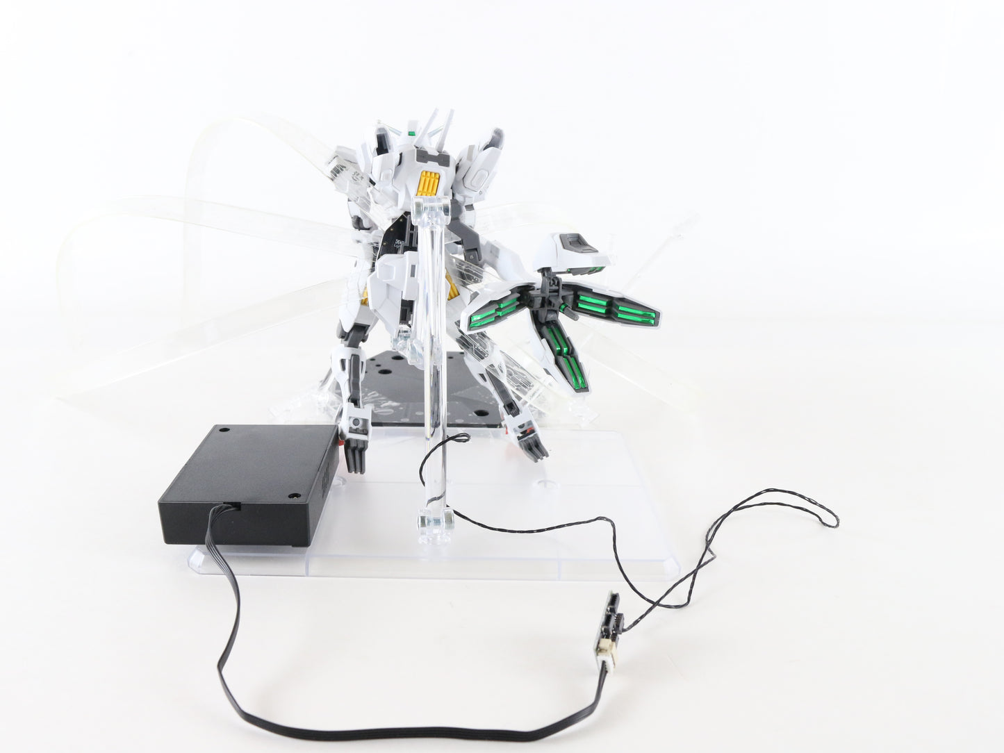 Gundam HG Calibarn Mobile Suit Bandai 1:144 Model Figure W/ Custom Stand