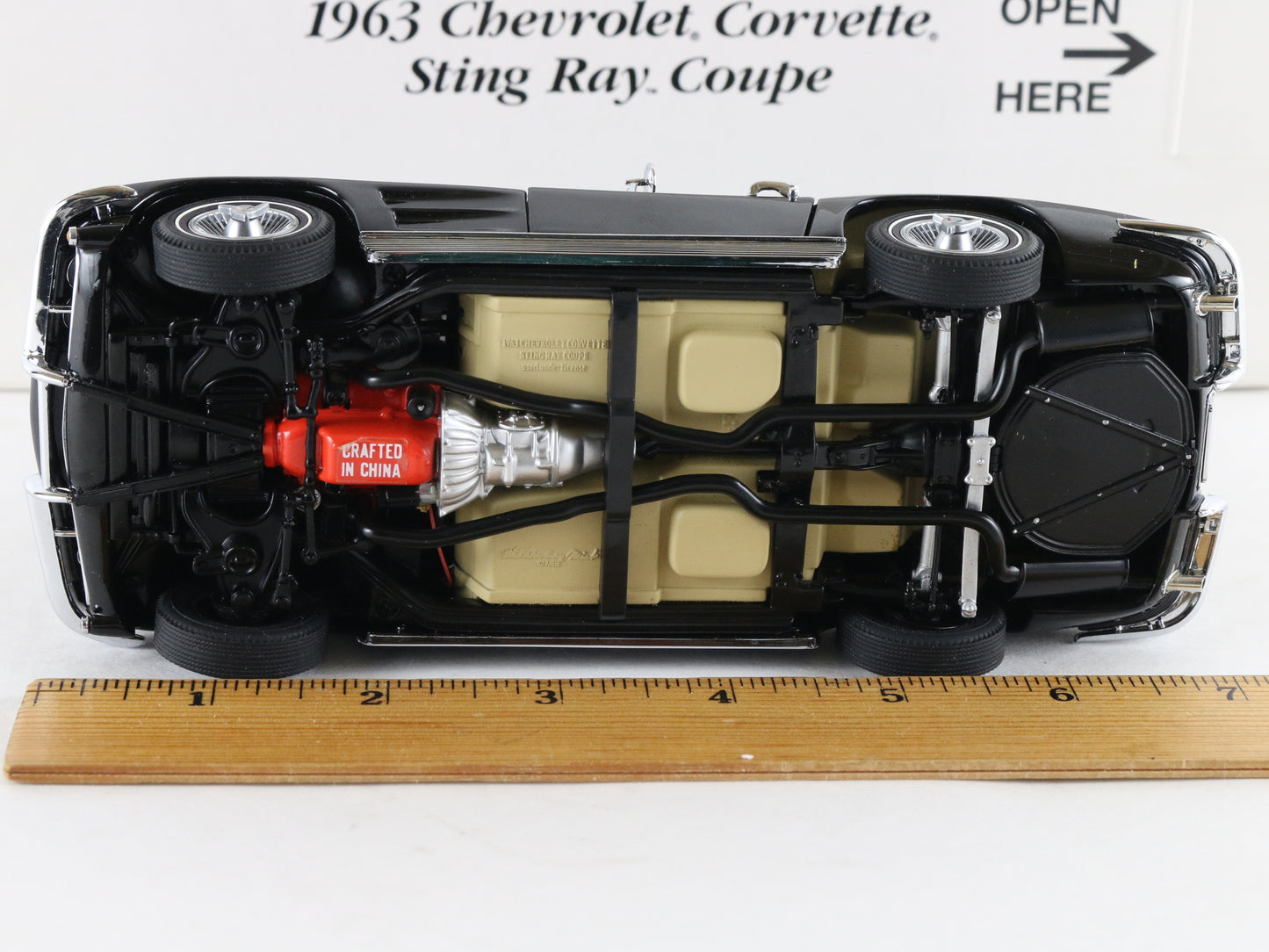 1963 Chevy Corvette Sting Ray Coupe Black Danbury Mint 1:24 Diecast Model Car