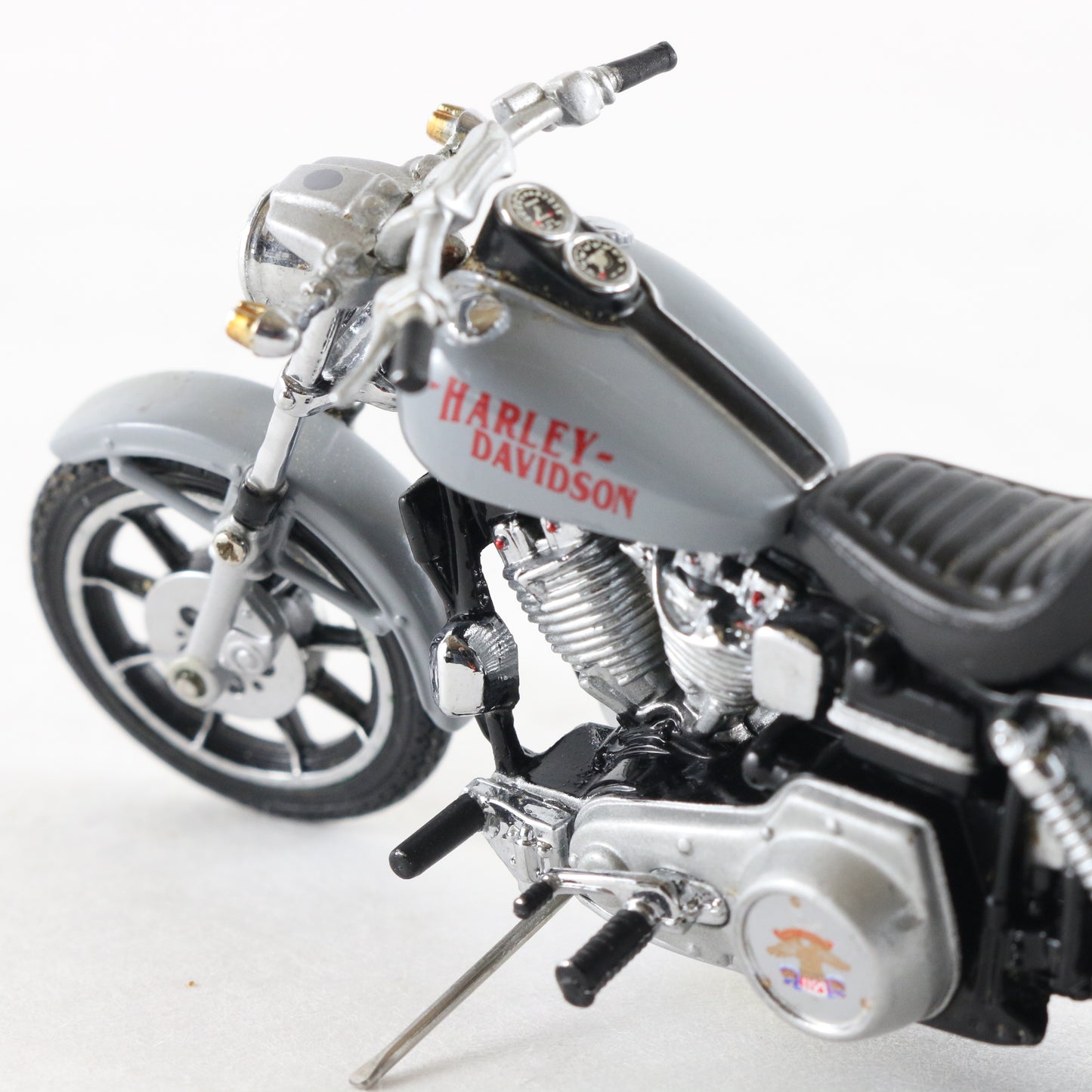 1977 Harley Davidson Low Rider Gray Franklin Mint 1:24 Diecast Model Motorcycle