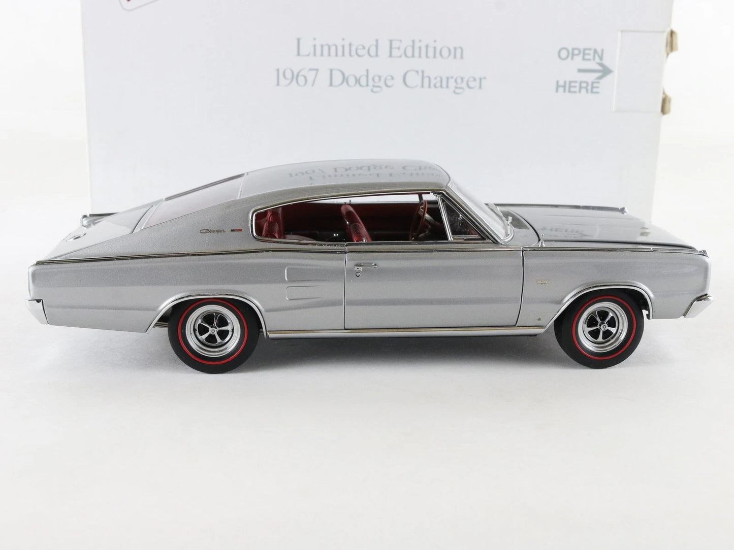 1967 Dodge Charger Limited Silver Danbury Mint 1:24 Diecast Model #1410/5000