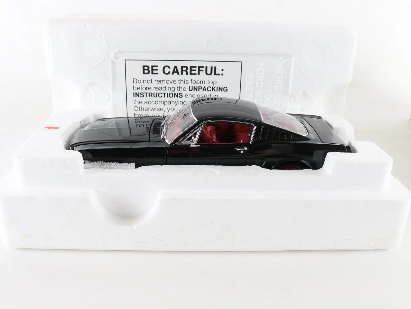 1965 Ford Mustang GT 2+2 Black Danbury Mint 1:24 Diecast Model 818/1965