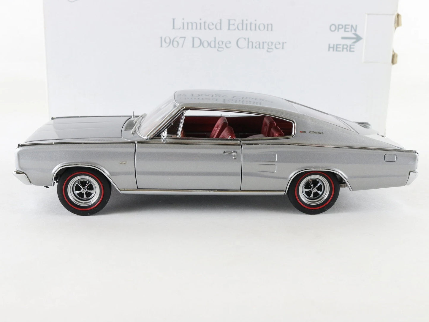 1967 Dodge Charger Limited Silver Danbury Mint 1:24 Diecast Model #1410/5000