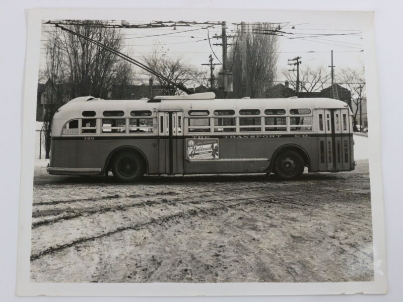 Trackless Trolley 146 Oakland station photo 1944