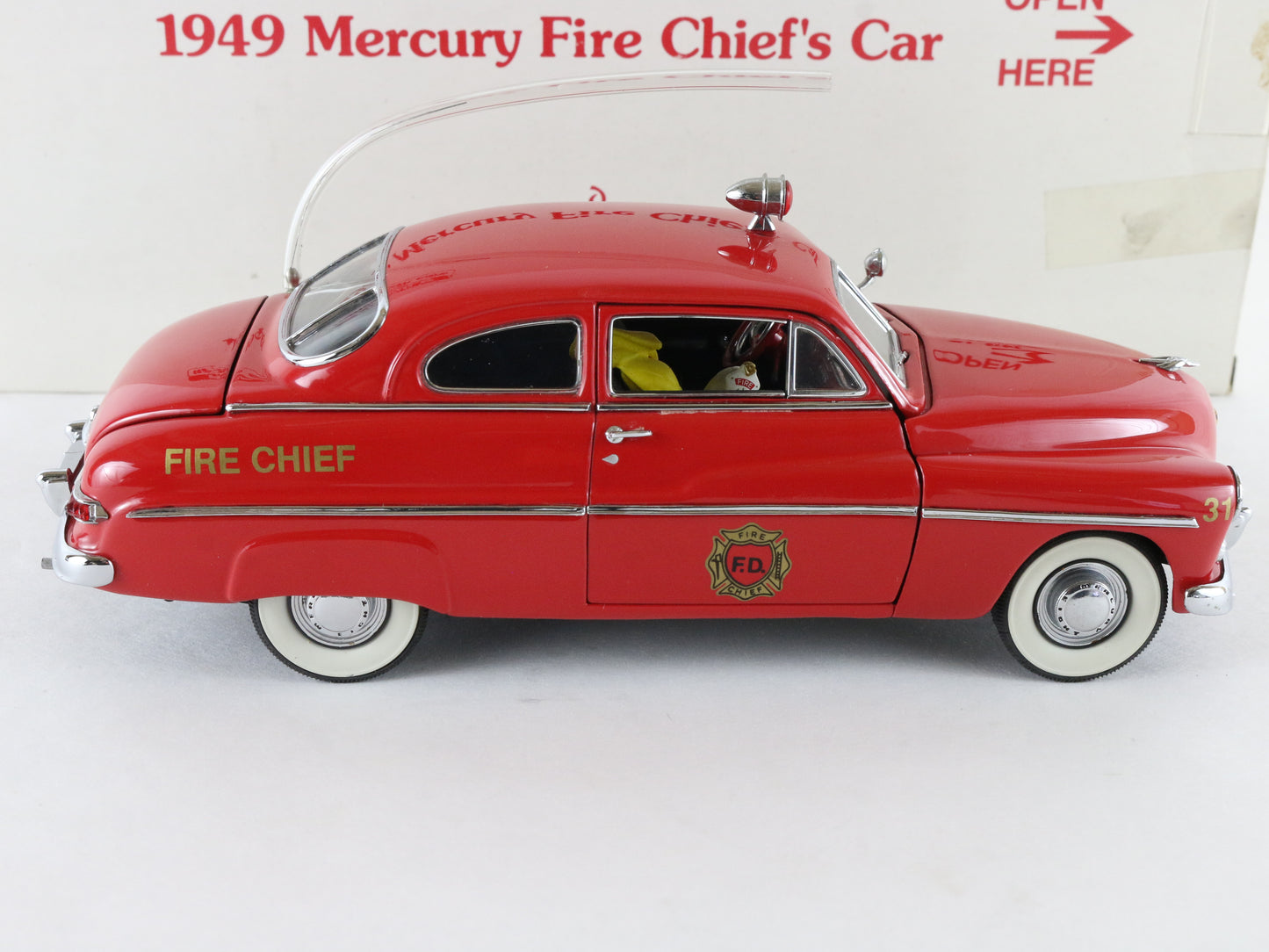 1949 Mercury Fire Chiefs Car Red Danbury Mint 1:24 Diecast Model