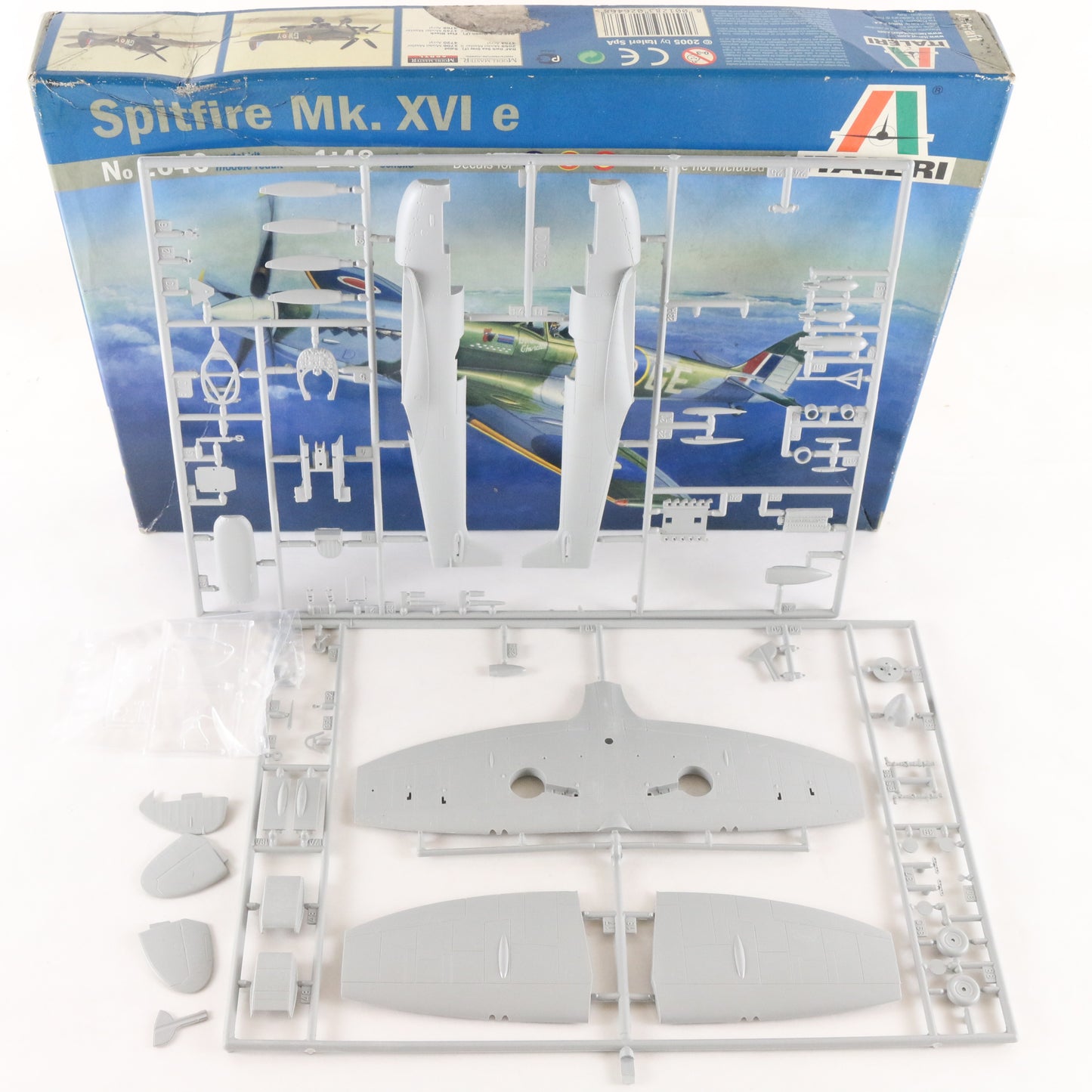 Spitfire Mk XVI E Fighter Plane Italeri 1:48 Plastic Model Aircraft Kit 2646