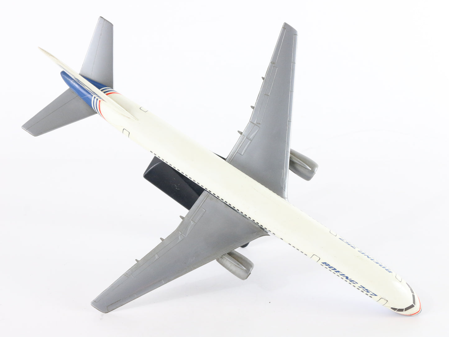 Boeing 757 Passenger Jet Plane Plastic Model Airplane House Colors 10" Long