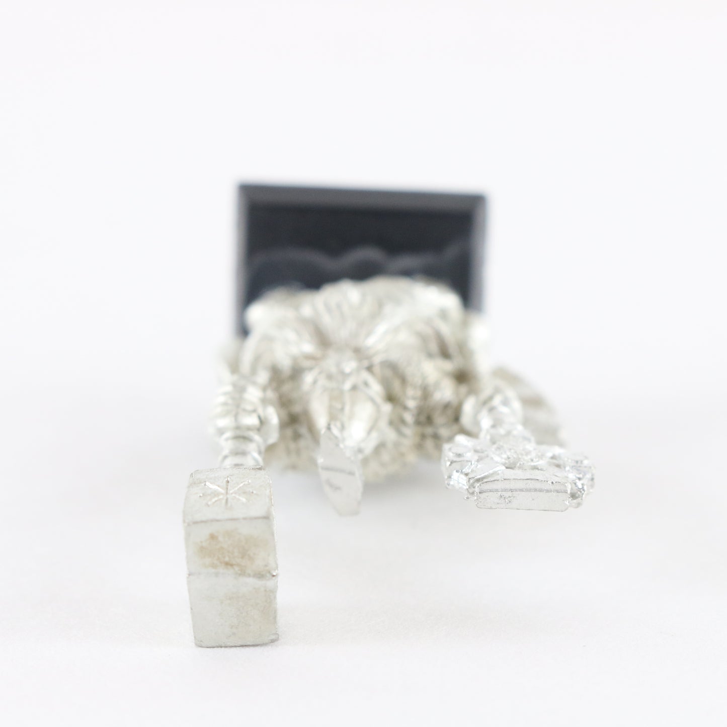 Dwarf Anvil Of Doom Rune Priest Citadel Warhammer Unpainted Figure 1.5"