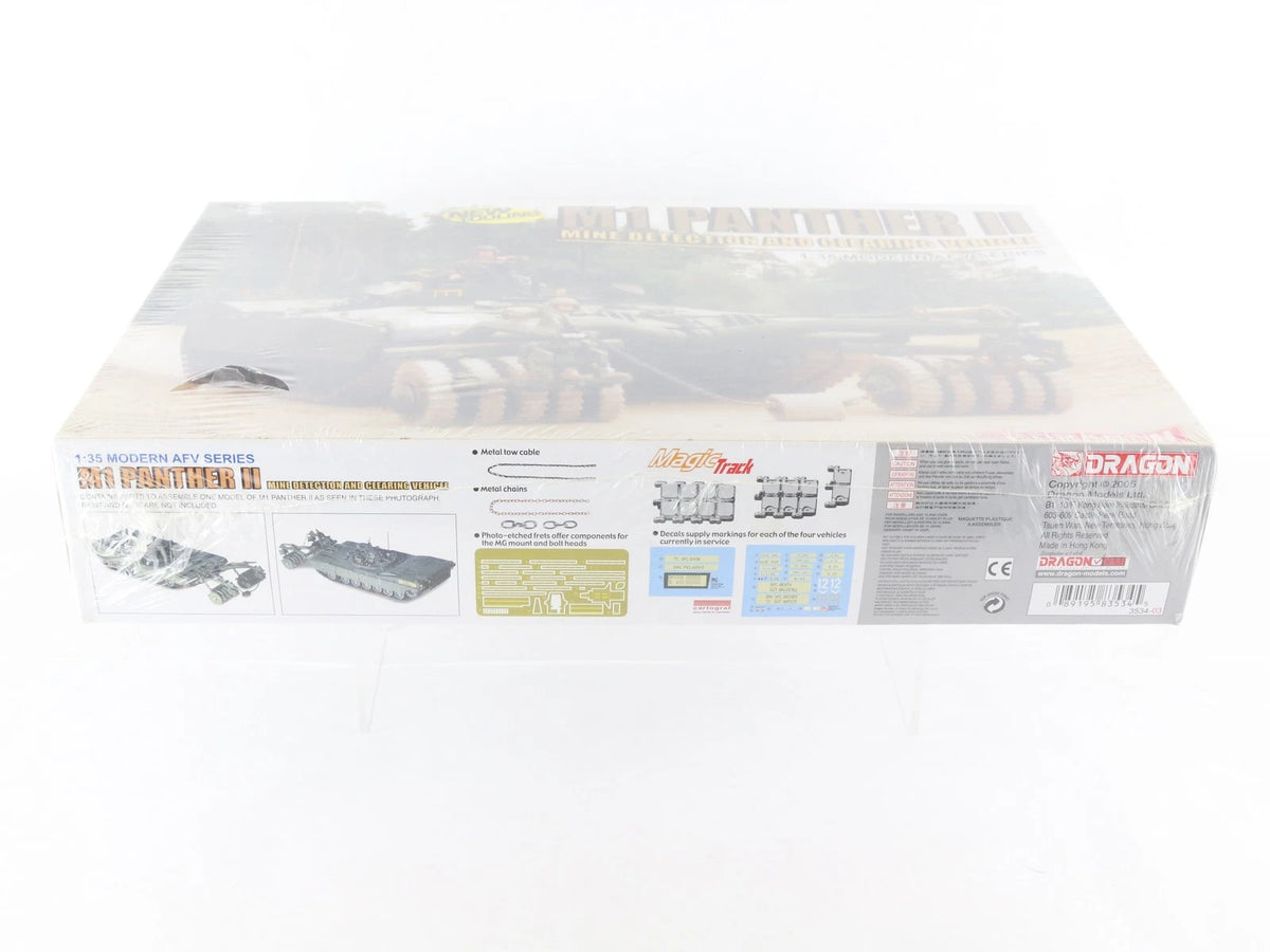 M1 Panther II Mine Detection Vehicle Modern AFV Dragon 1:35 3534 Sealed Kit