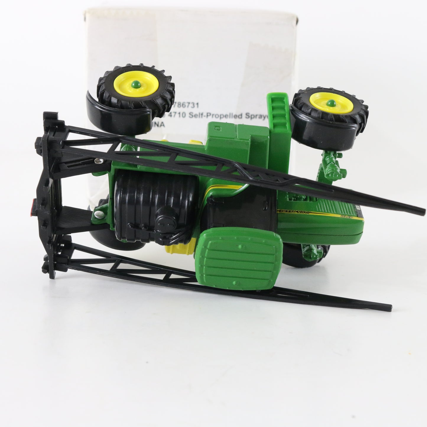 John Deere 4710 Self Propelled Sprayer Tractor Ertl 1:64 786731